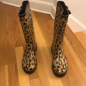 Rain boots